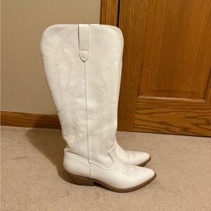 Womens White Cowboy Boots